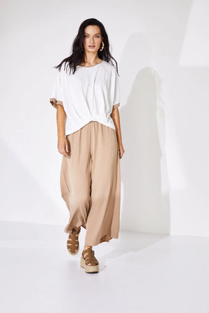 
                  
                    Charger l&amp;#39;image dans la galerie, NAYA - PANTALON - 274 - CAMEL
                  
                