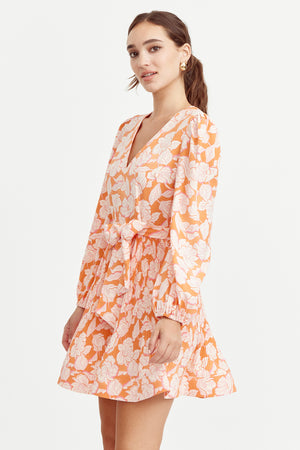 
                  
                    Charger l&amp;#39;image dans la galerie, ADELYN RAE - ROBE - F241D5817 - ORANGE/ROSE
                  
                