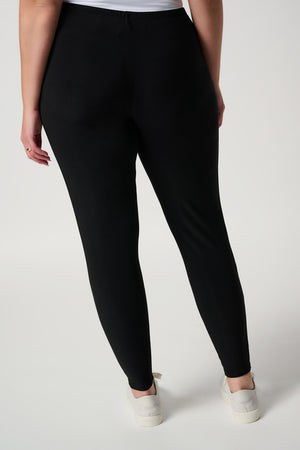 
                  
                    Charger l&amp;#39;image dans la galerie, JOSEPH RIBKOFF - LEGGING - 163096 - NOIR
                  
                