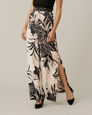 
                  
                    Charger l&amp;#39;image dans la galerie, Joseph Ribkoff - Pantalon à imprimé tropical
                  
                