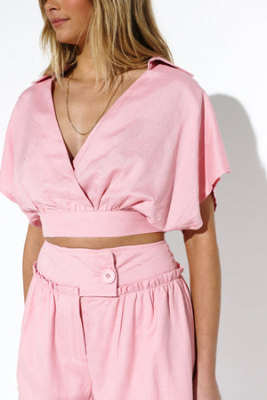
                  
                    Charger l&amp;#39;image dans la galerie, Madison The Label - Crop top rose
                  
                