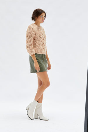 
                  
                    Charger l&amp;#39;image dans la galerie, Mink Pink - Chandail
                  
                